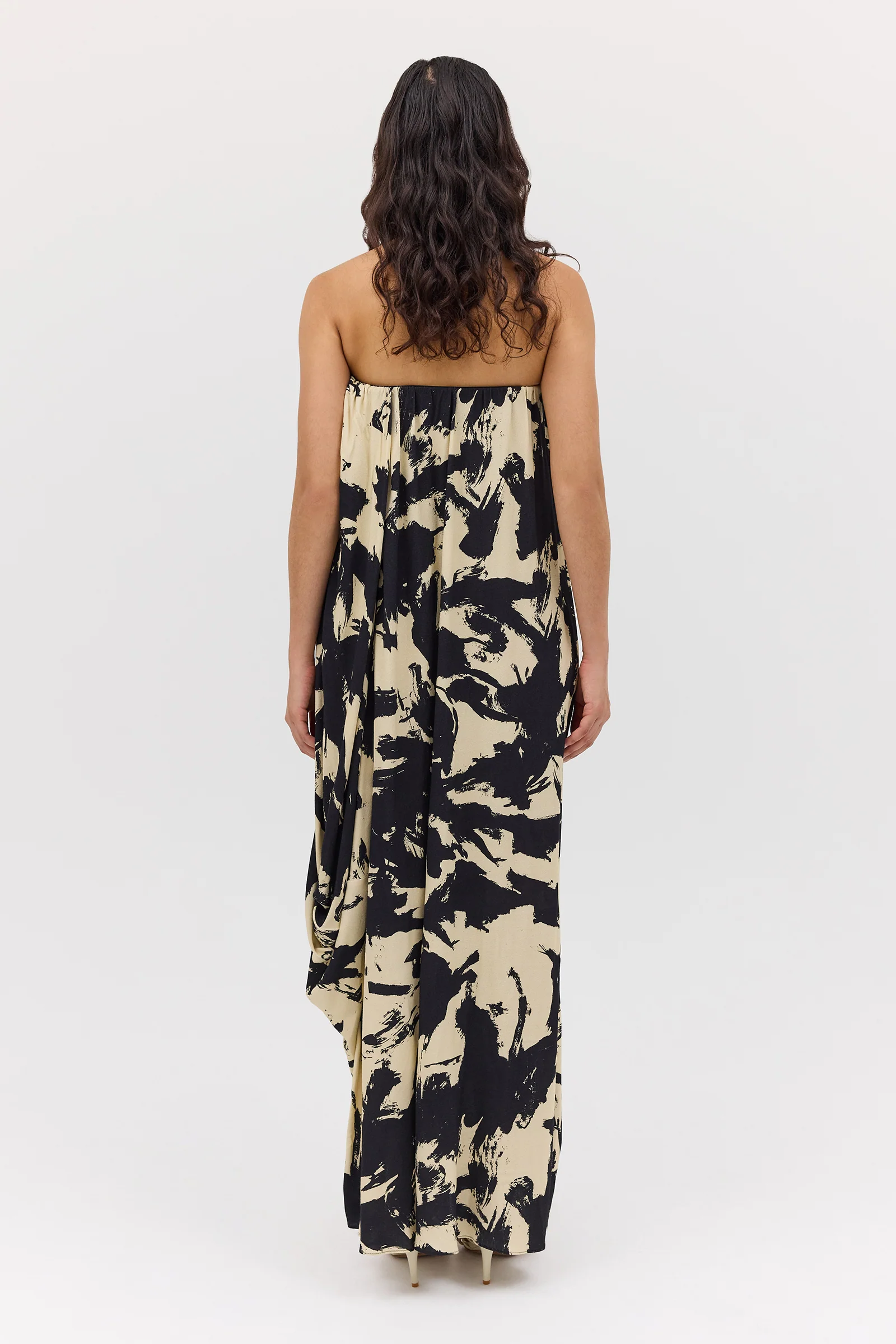 BLACK BLOOM CREPE SYMPHONY GOWN - Image 13