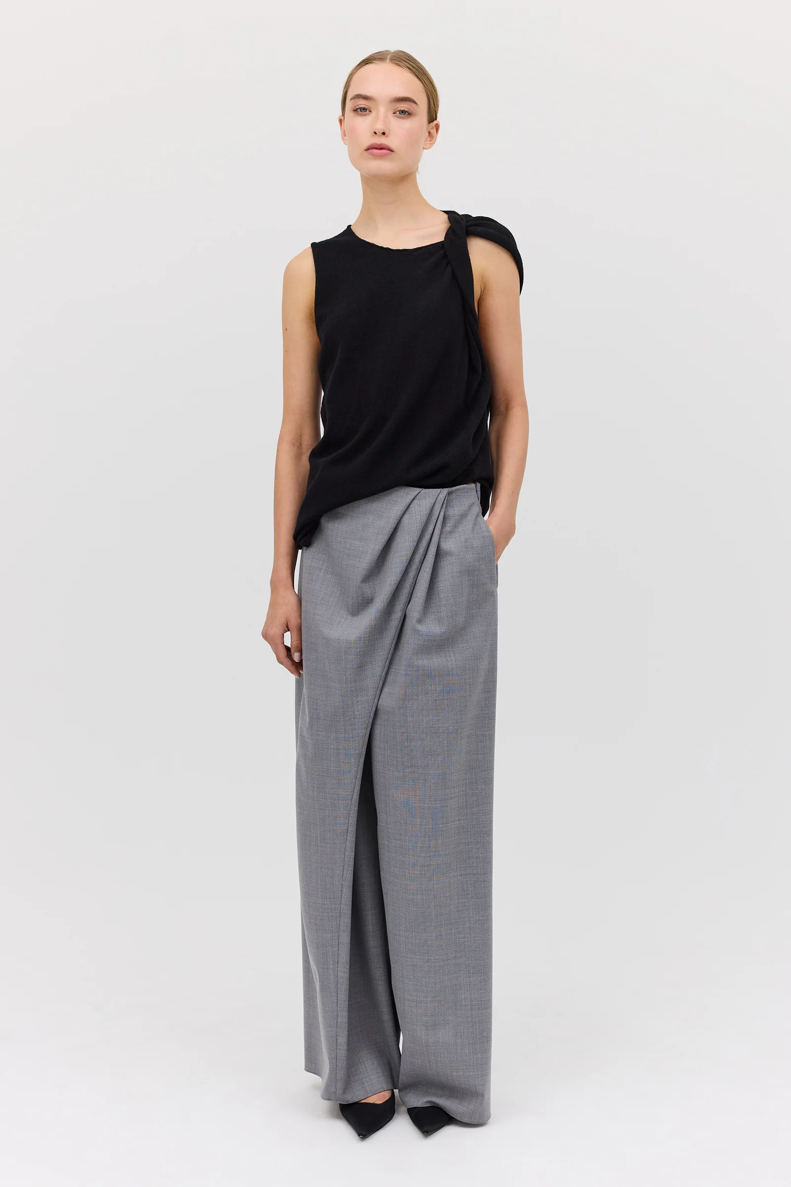 BLACK CASHMERE GENTLE KNIT - Image 3