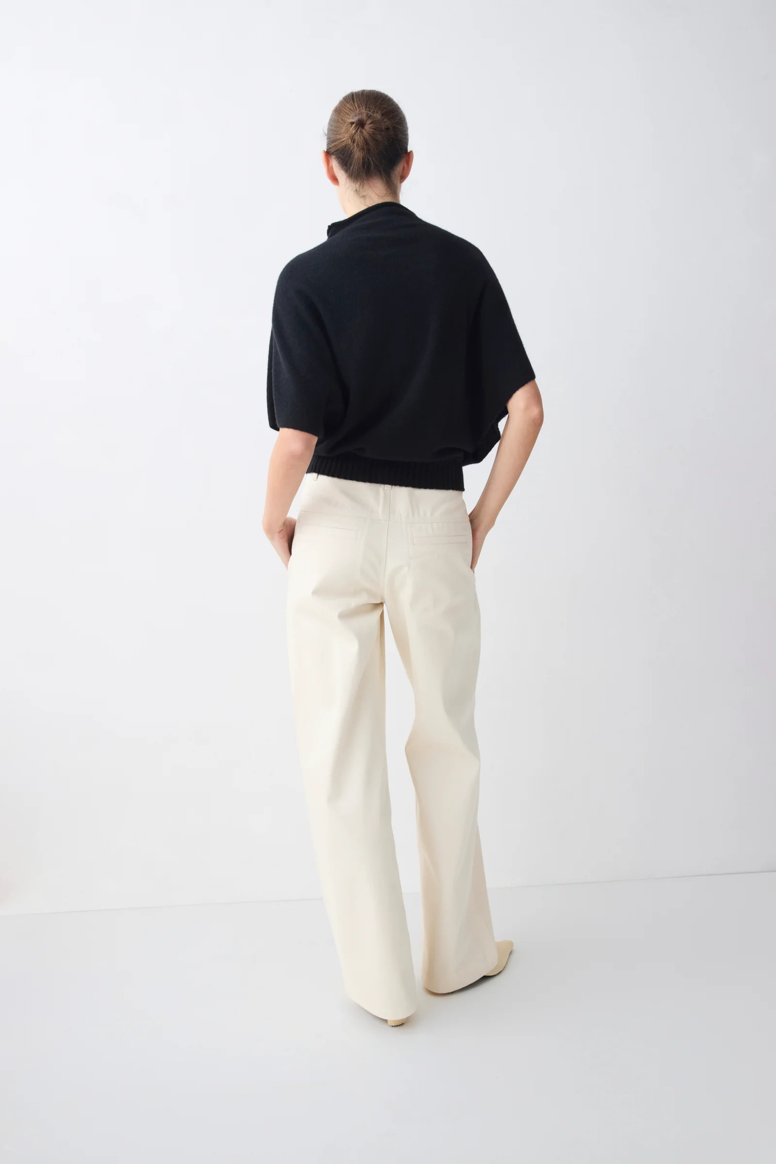 BLACK CASHMERE RISE KNIT TOP - Image 4