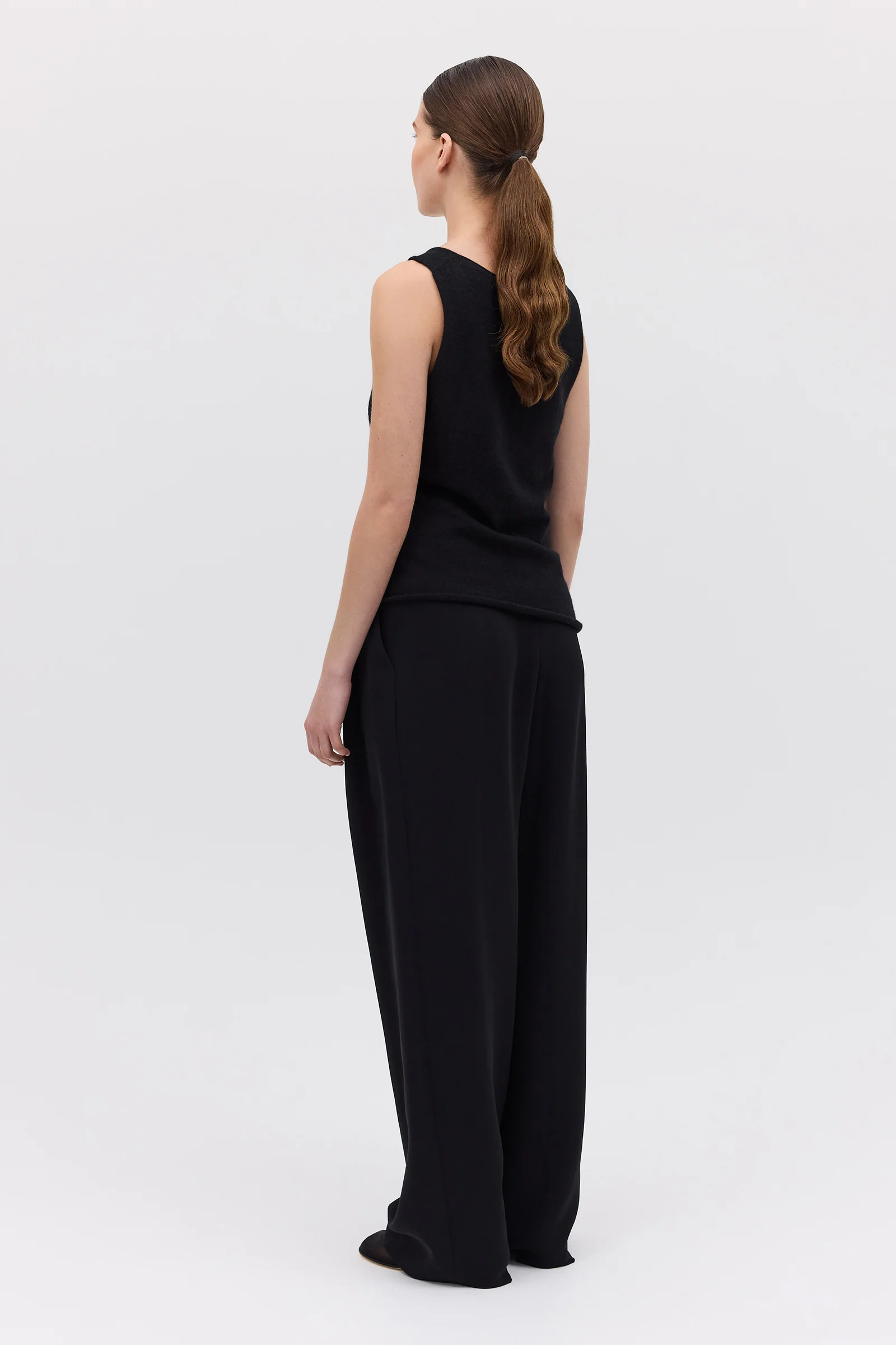 BLACK CASHMERE TENDER KNIT - Image 6