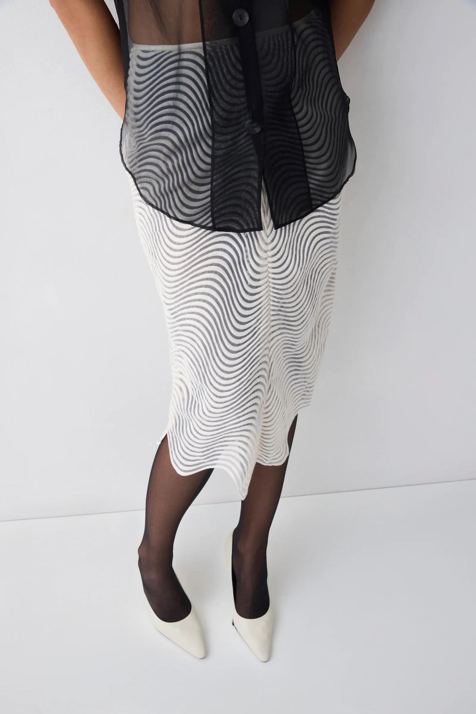 BLACK ORGANZA FREQUENCY SHIRT - Image 4