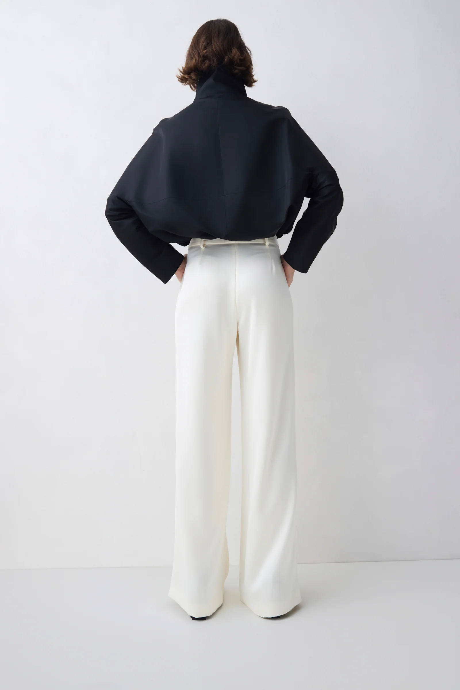 BLACK PARACHUTE SATIN AETHER BOMBER JACKET - Image 4