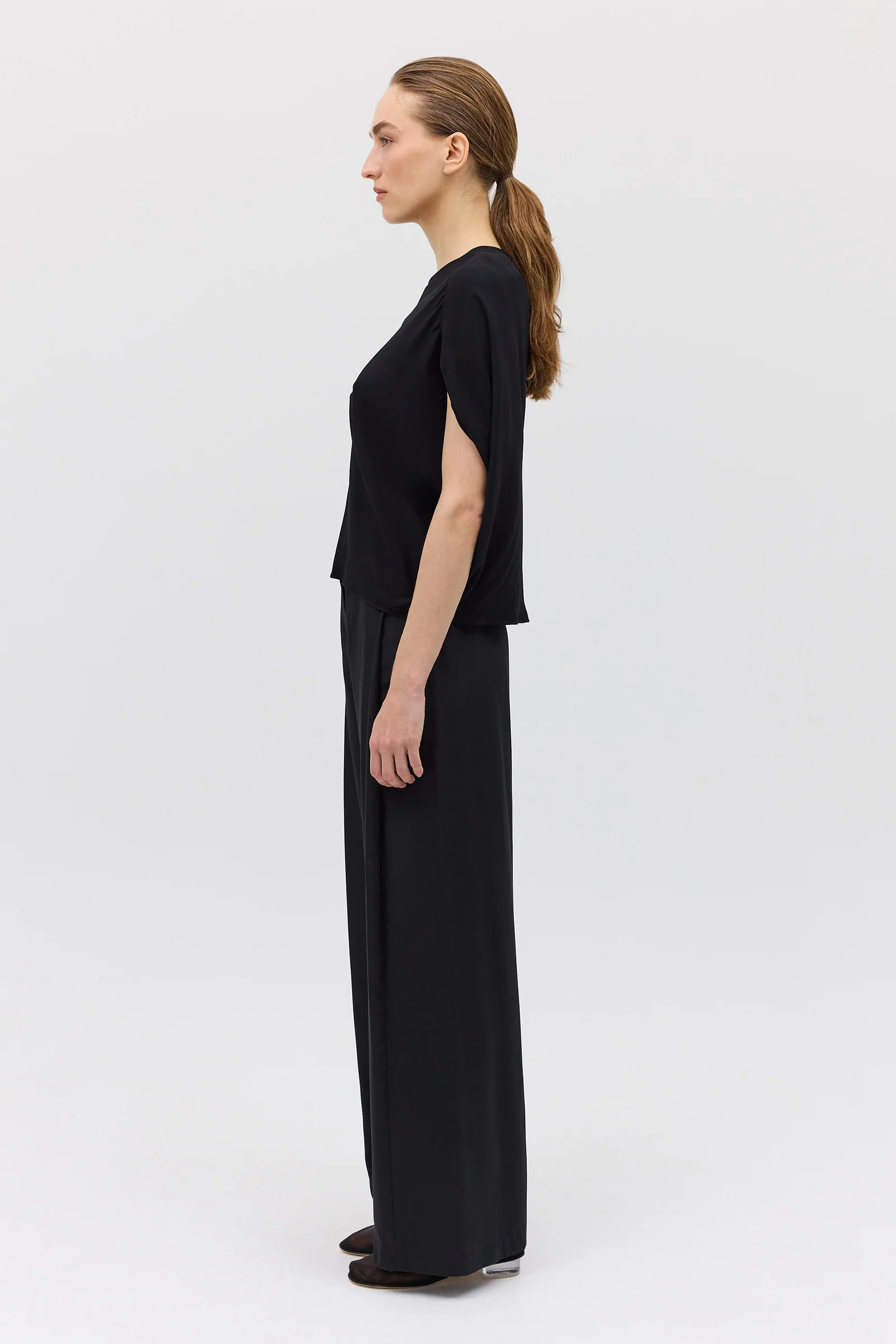 BLACK CREPE CRAWFORD TOP - Image 5