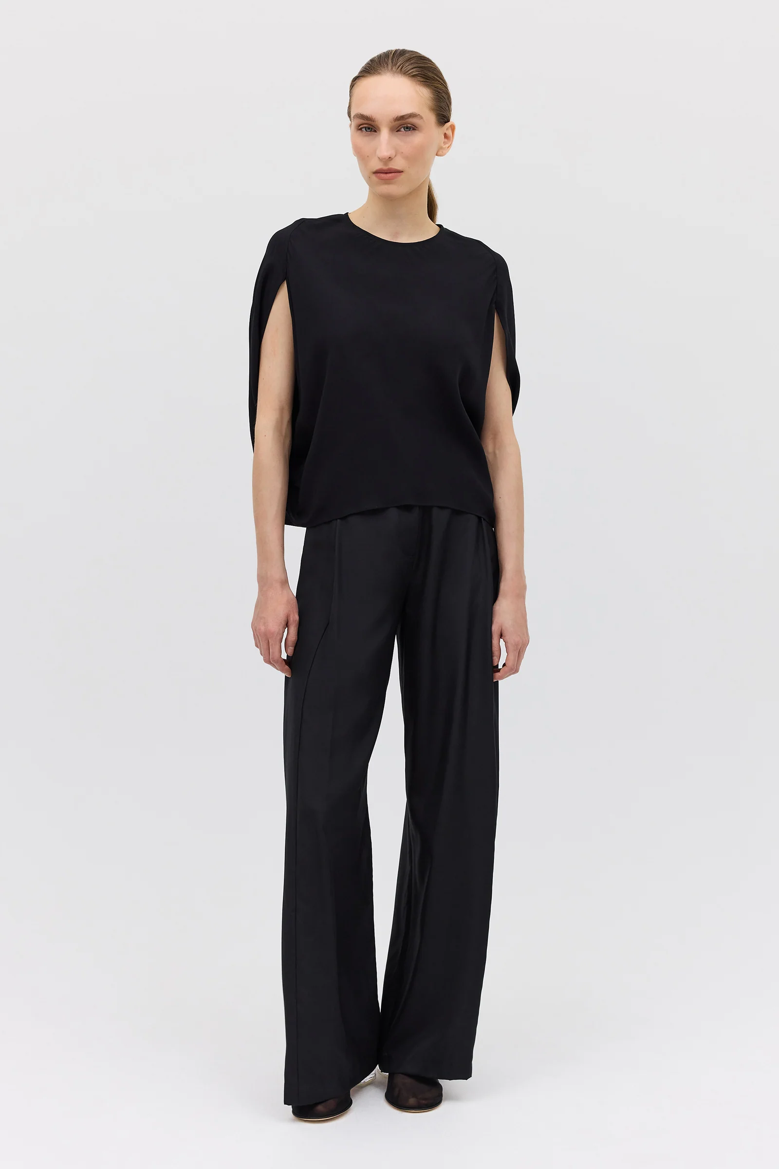 BLACK CREPE CRAWFORD TOP - Image 8
