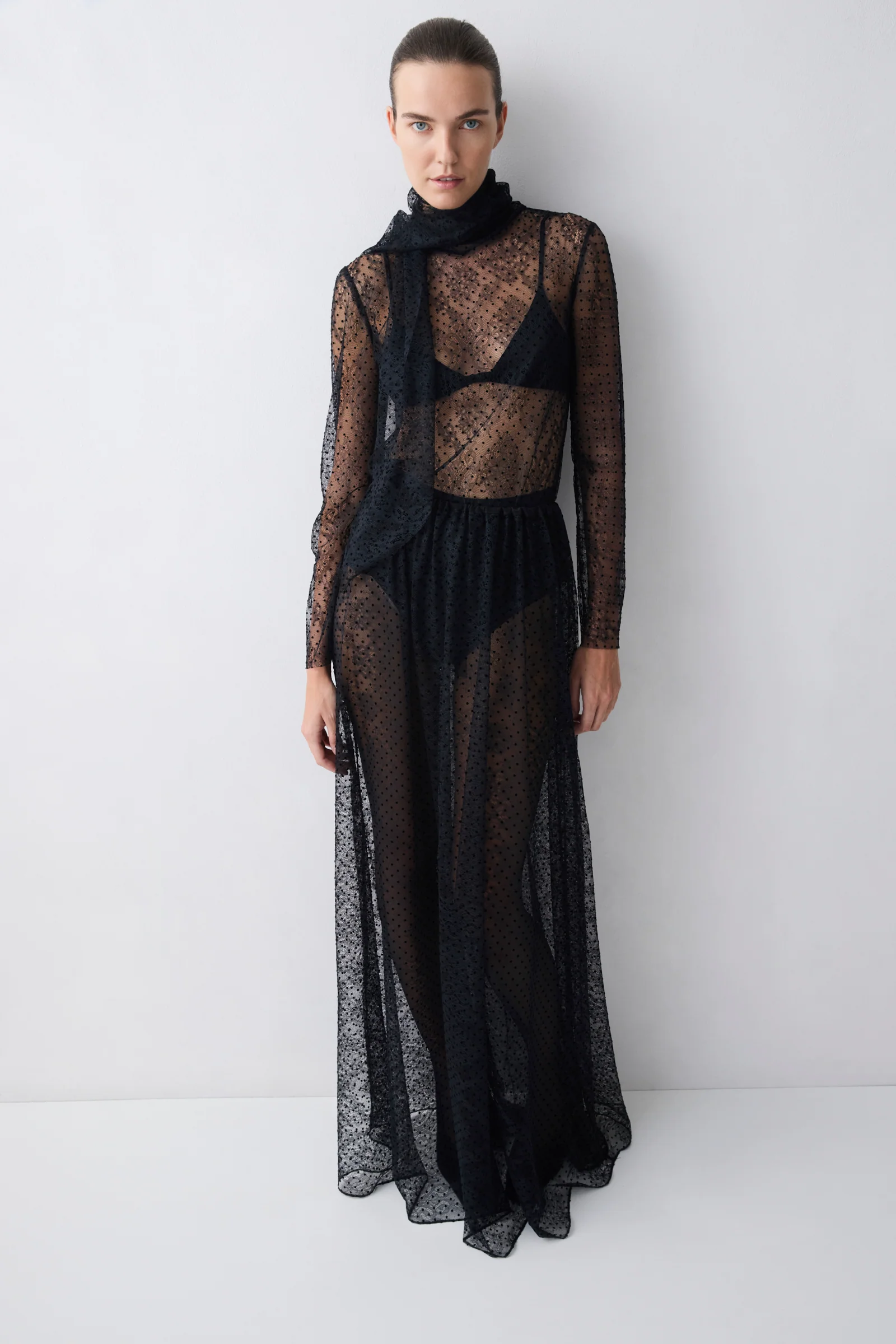 BLACK SPOT LACE BYSTANDER TOP - Image 2