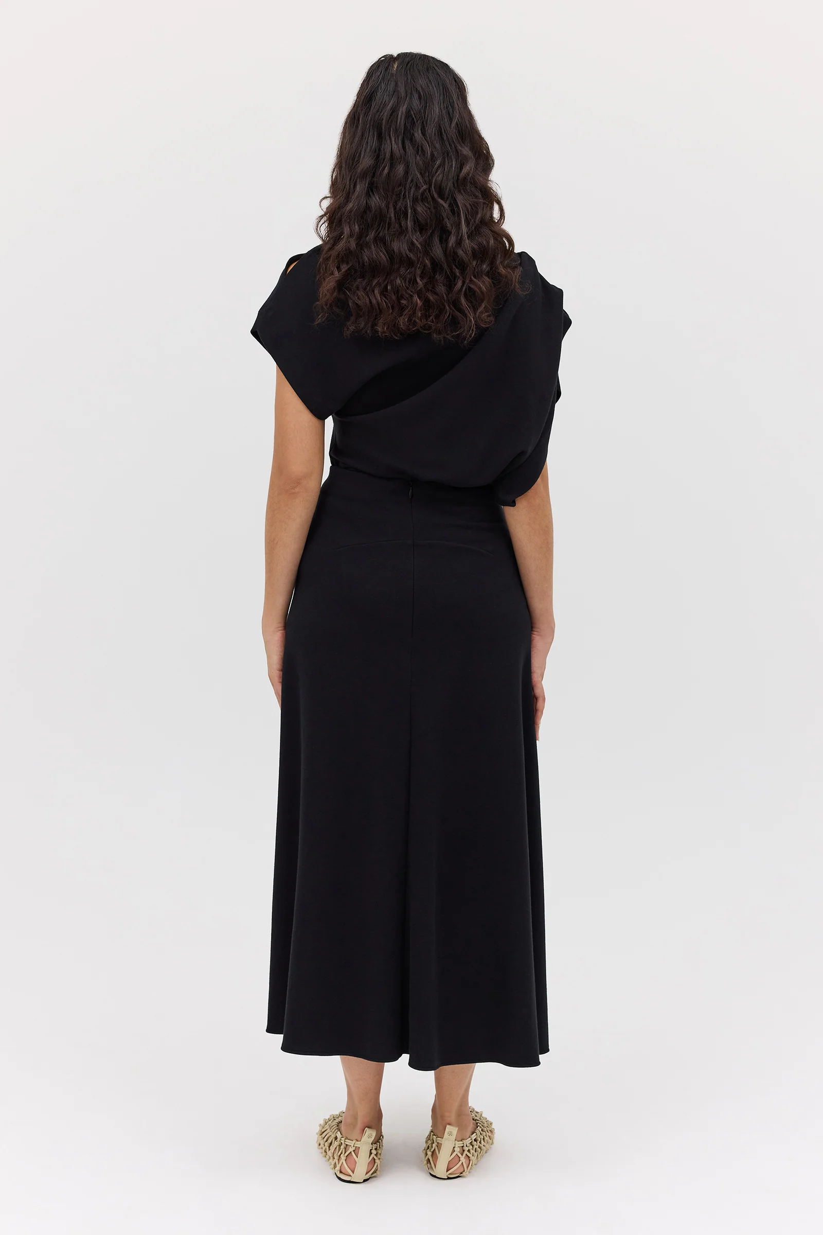 BLACK WOOL JERSEY BRACE SKIRT - Image 8