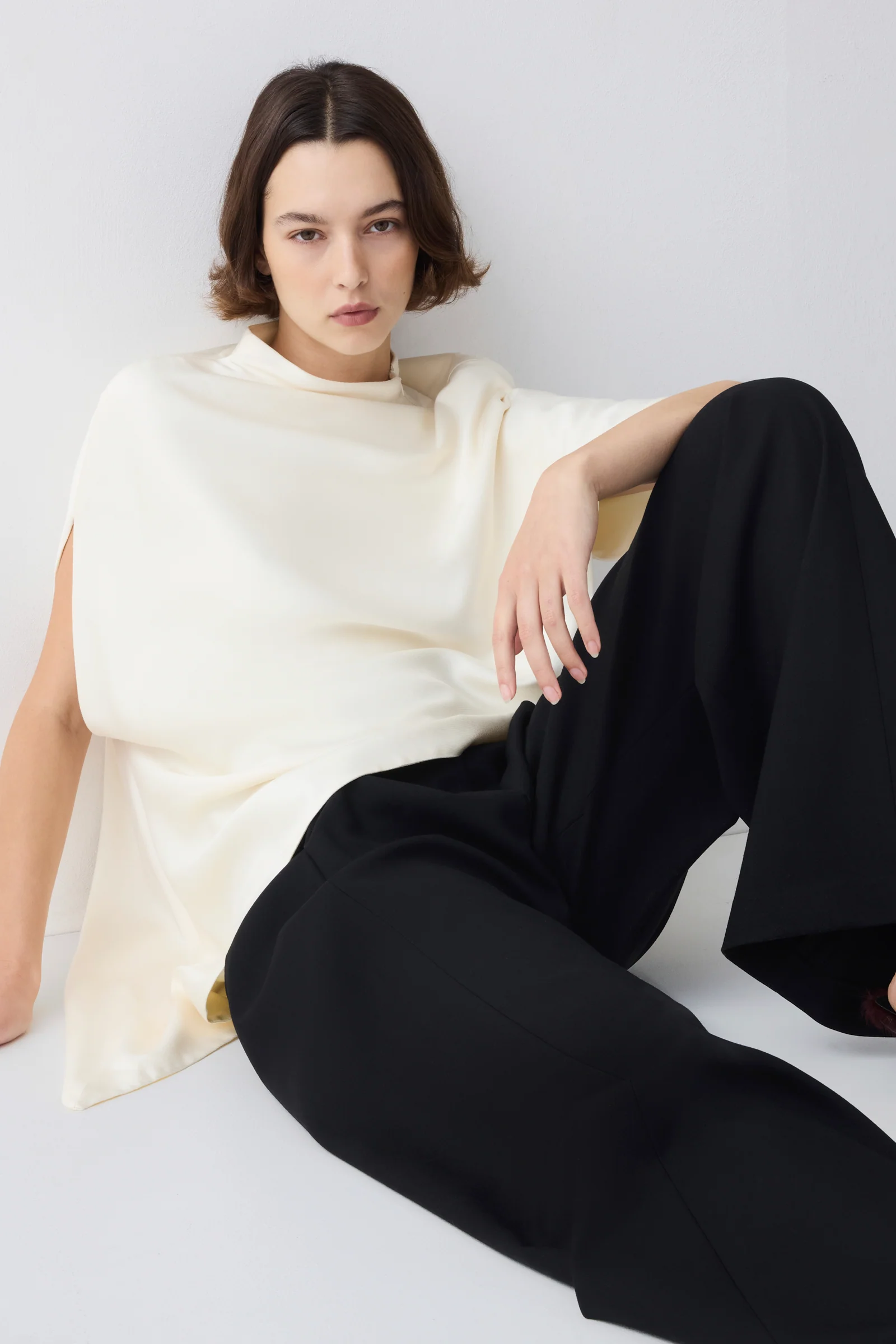 BLACK WOOL SUITING MORPH PANT - Image 3