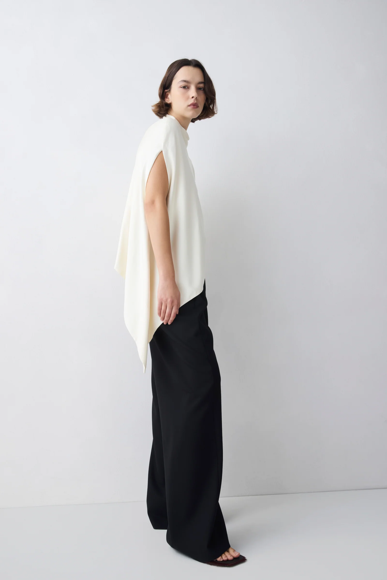 BLACK WOOL SUITING MORPH PANT - Image 4