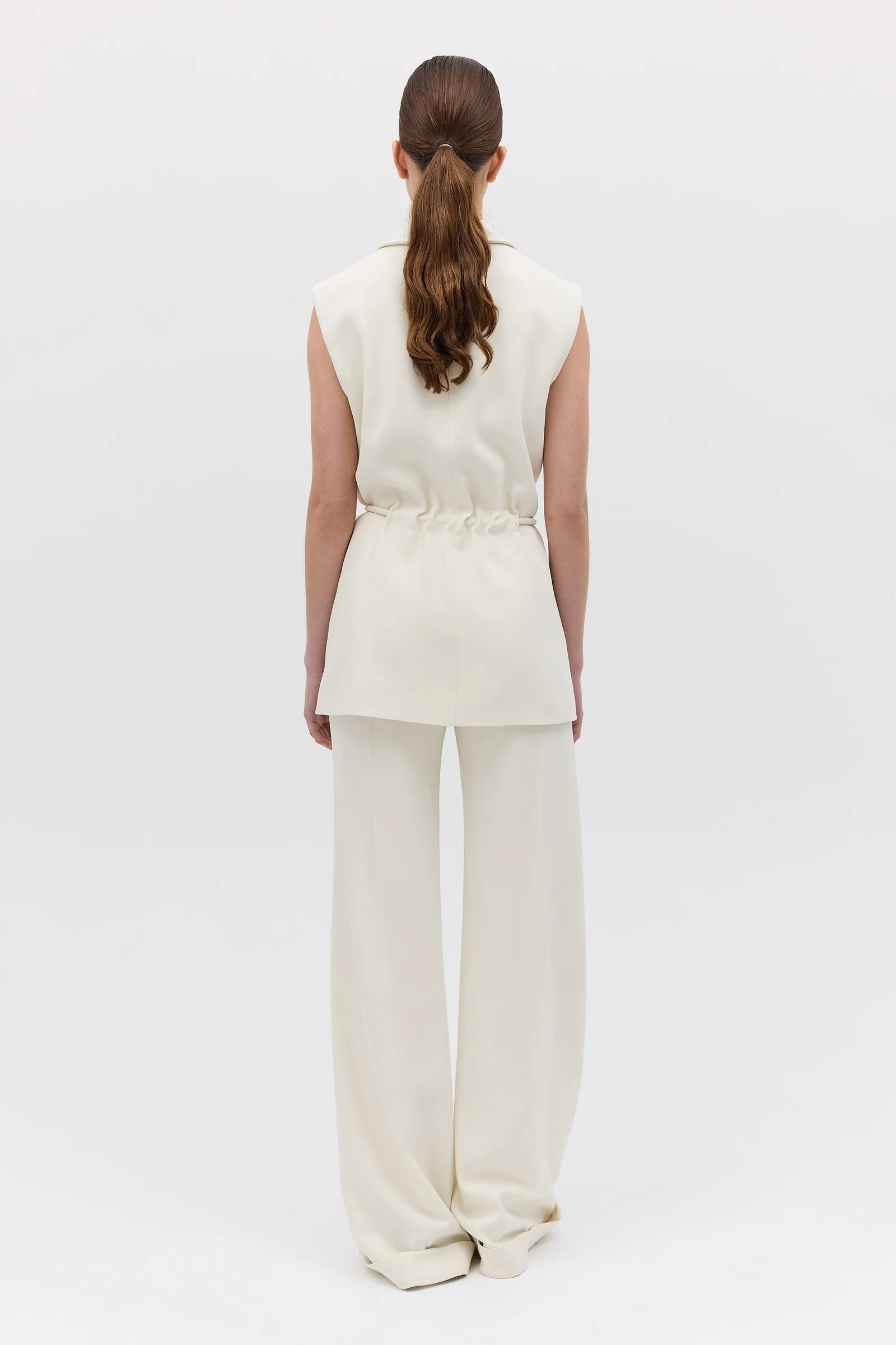 CREAM CREPE SUITING SHIFTING VEST - Image 8