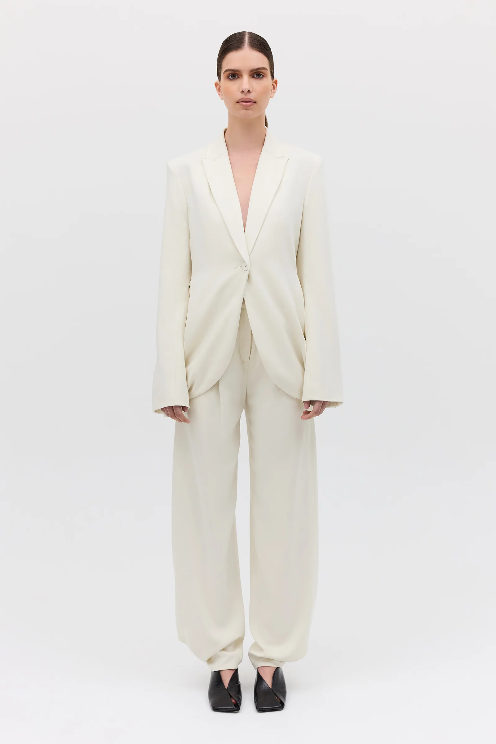 CREAM CREPE SUITING SURRENDER JACKET - Image 3