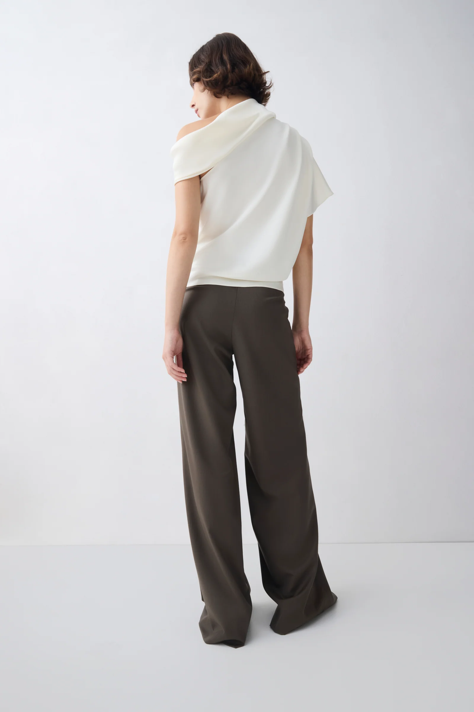 CREAM SATIN SWAY TOP - Image 4