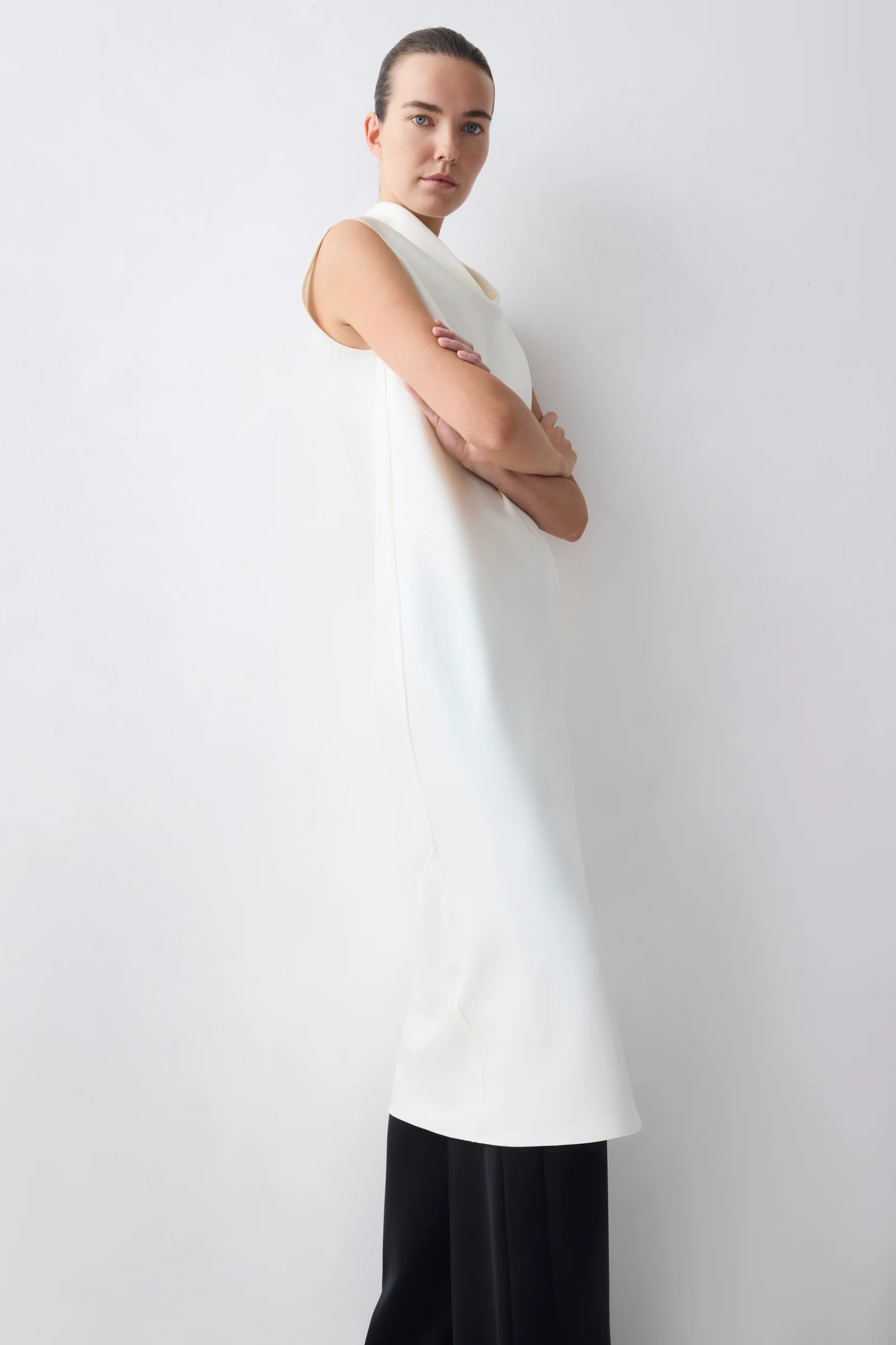 CREAM SATIN VEIL DRESS - Image 4