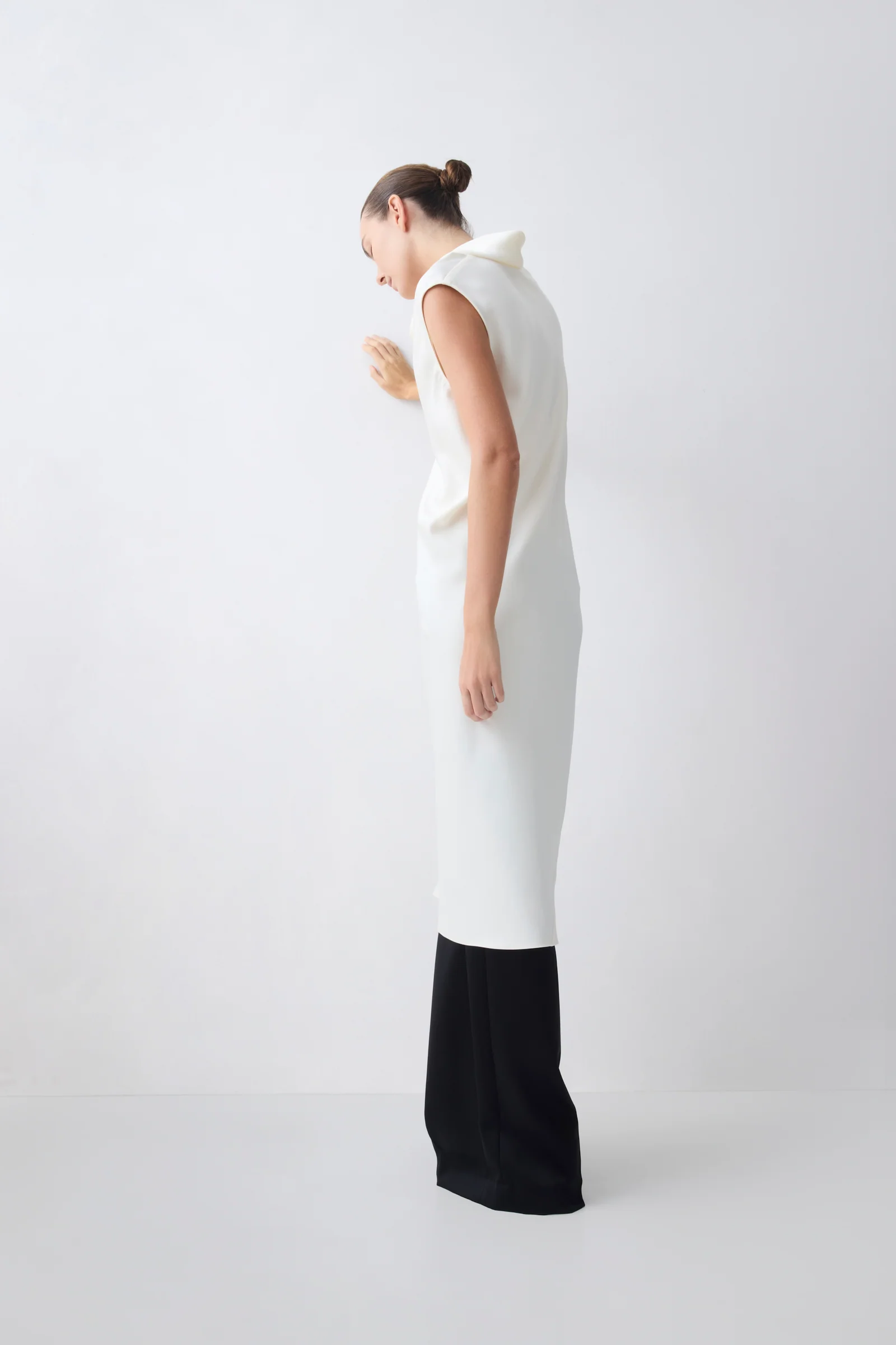 CREAM SATIN VEIL DRESS - Image 5