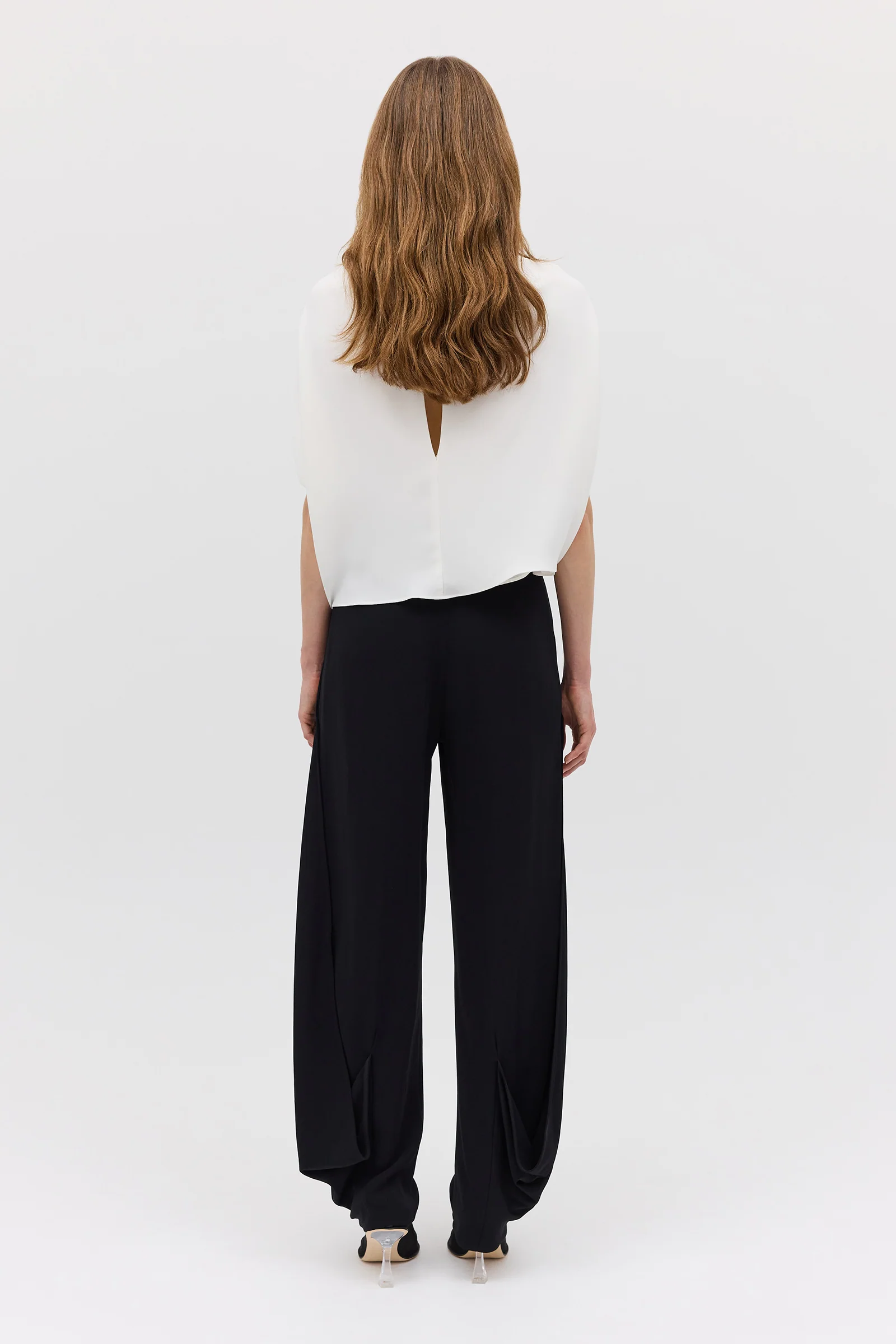 IVORY CREPE CRAWFORD TOP - Image 7