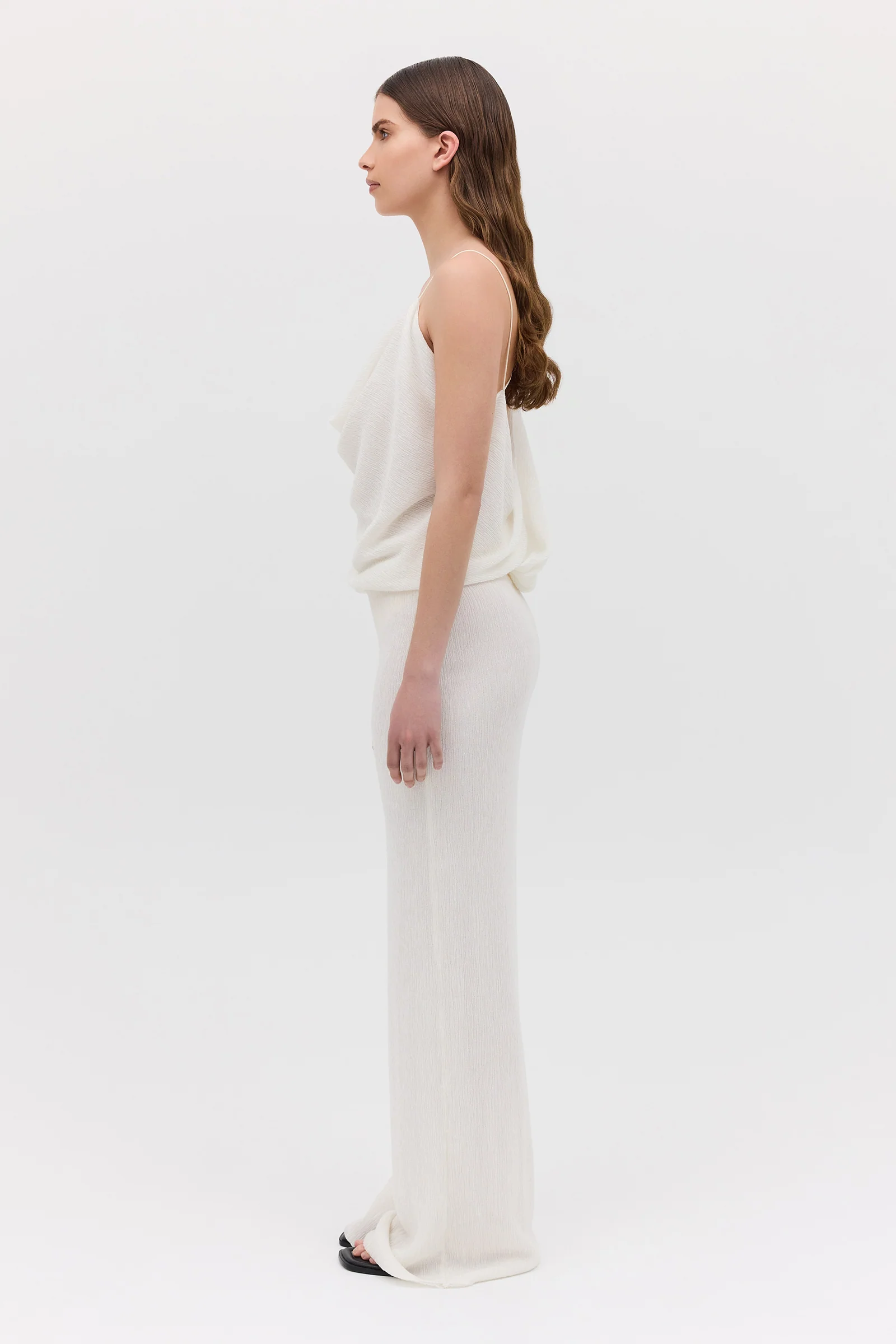 IVORY CRINKLE LIQUID GOWN - Image 5