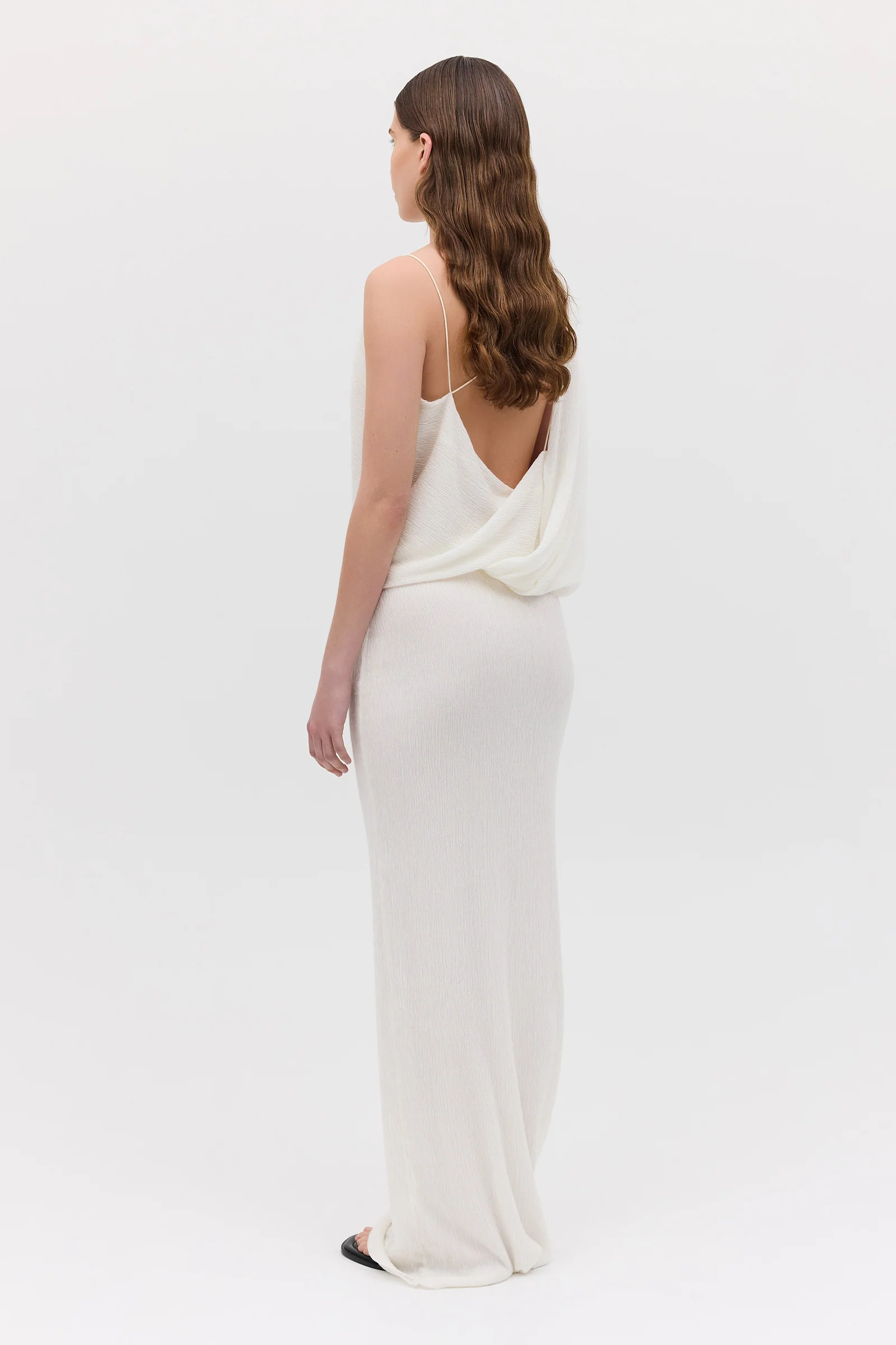 IVORY CRINKLE LIQUID GOWN - Image 6