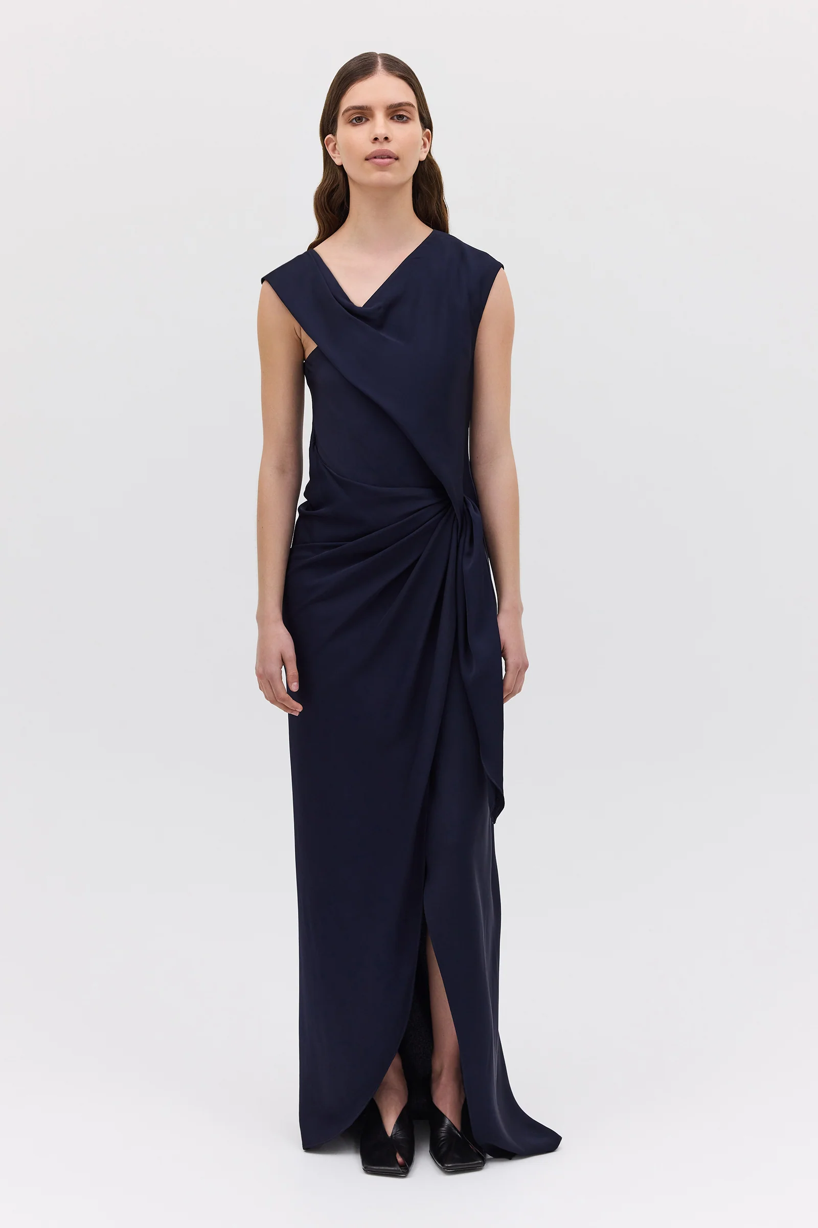 NAVY SATIN CREPE DEVIATION GOWN - Image 3