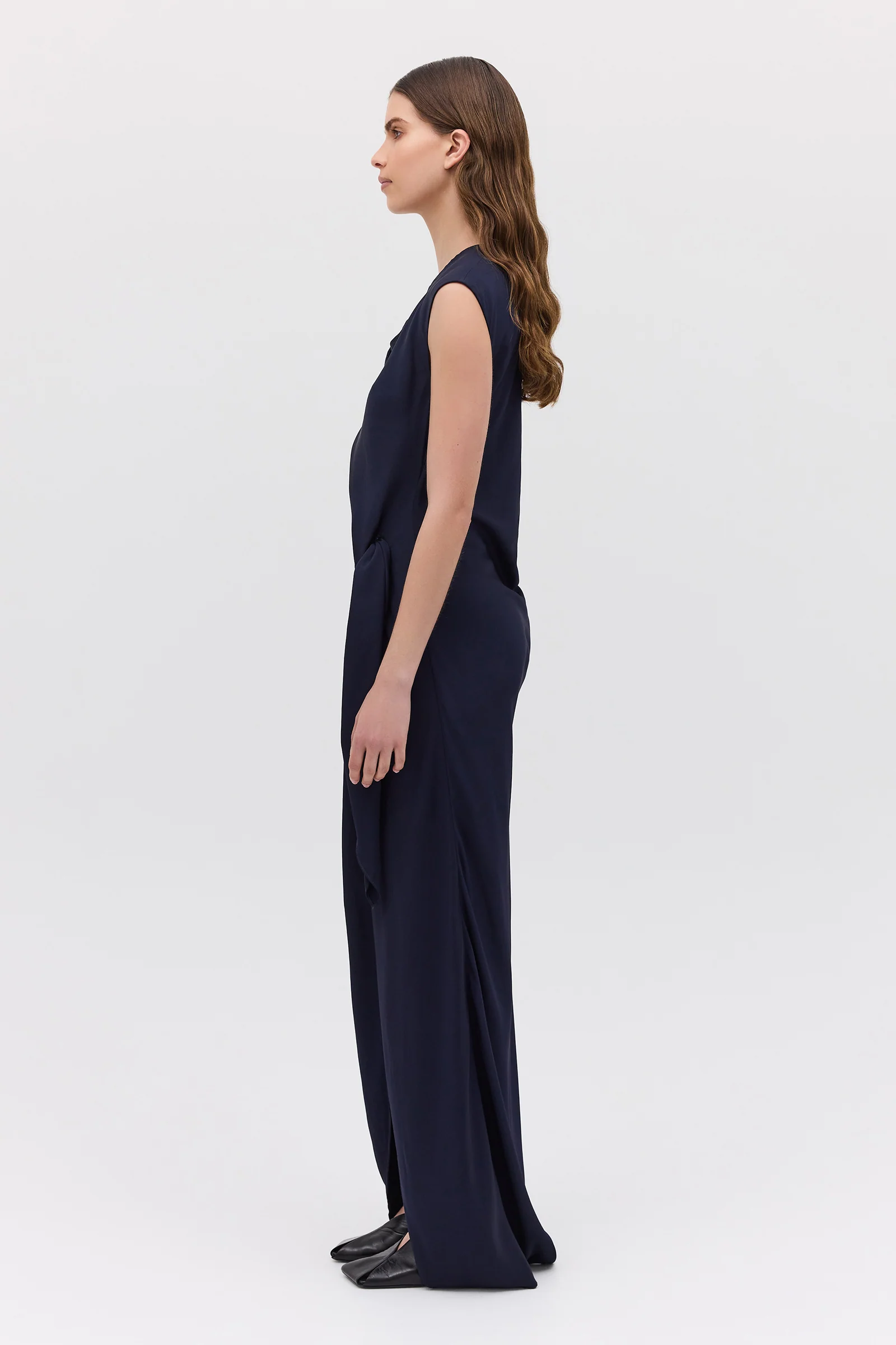 NAVY SATIN CREPE DEVIATION GOWN - Image 6