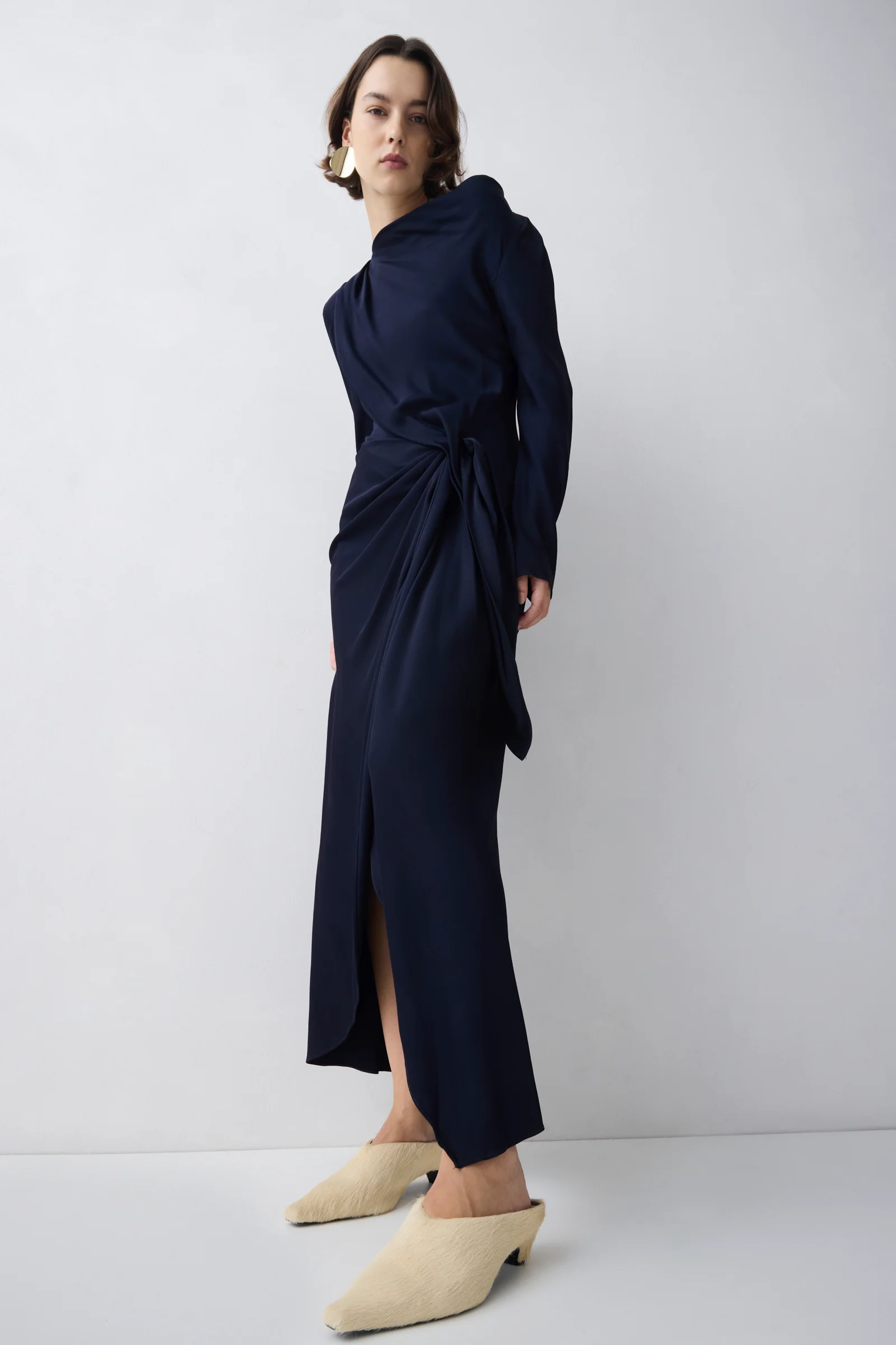 NAVY SATIN CREPE MORI MIDI DRESS - Image 3
